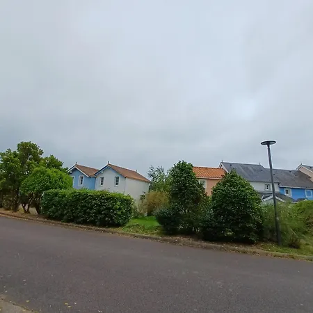 Pomme Le Bocage 아파트 *